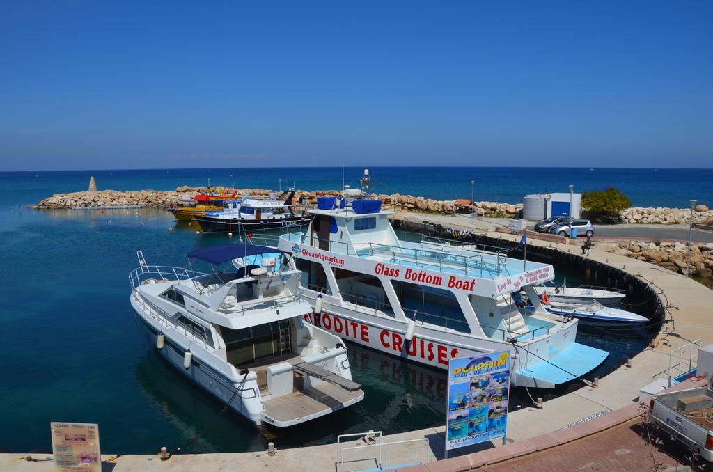 Domino Blue Apartment Paralimni Exteriör bild